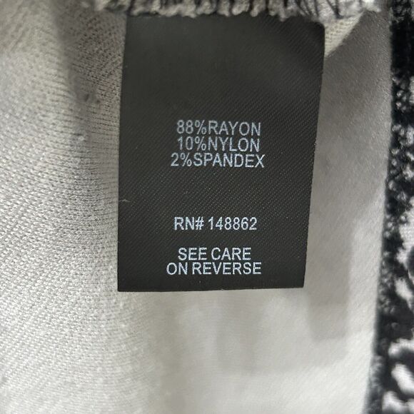 Torrid Top Women 3 3X Gray Black Pull On Short Sleeve Leopard Tee Shirt Blouse - Picture 10 of 12